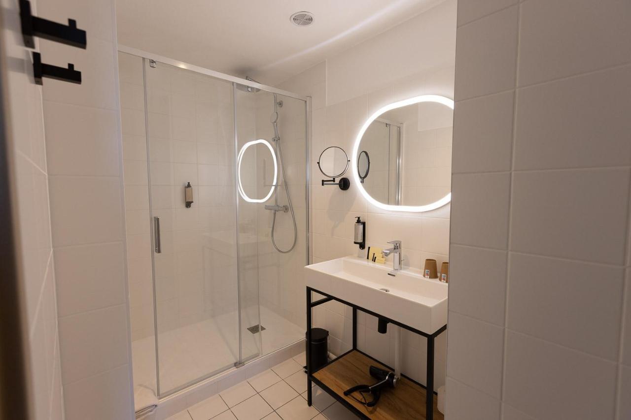 Logis Hotel & Restaurant Le Vert Bocage Franqueville-Saint-Pierre ภายนอก รูปภาพ