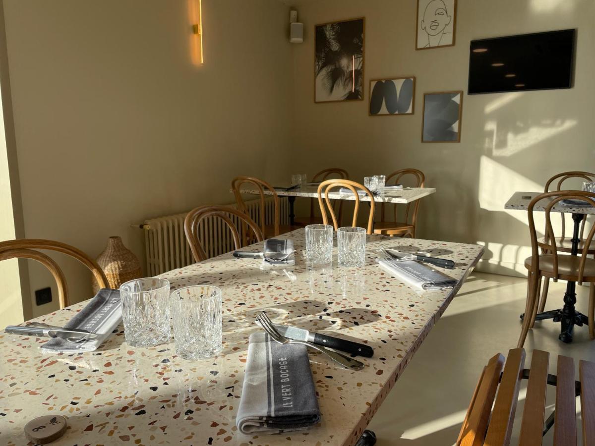 Logis Hotel & Restaurant Le Vert Bocage Franqueville-Saint-Pierre ภายนอก รูปภาพ