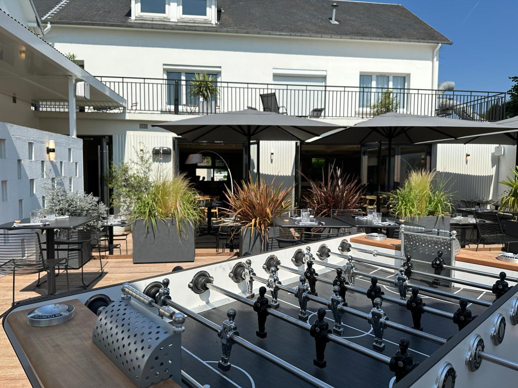 Logis Hotel & Restaurant Le Vert Bocage Franqueville-Saint-Pierre ภายนอก รูปภาพ
